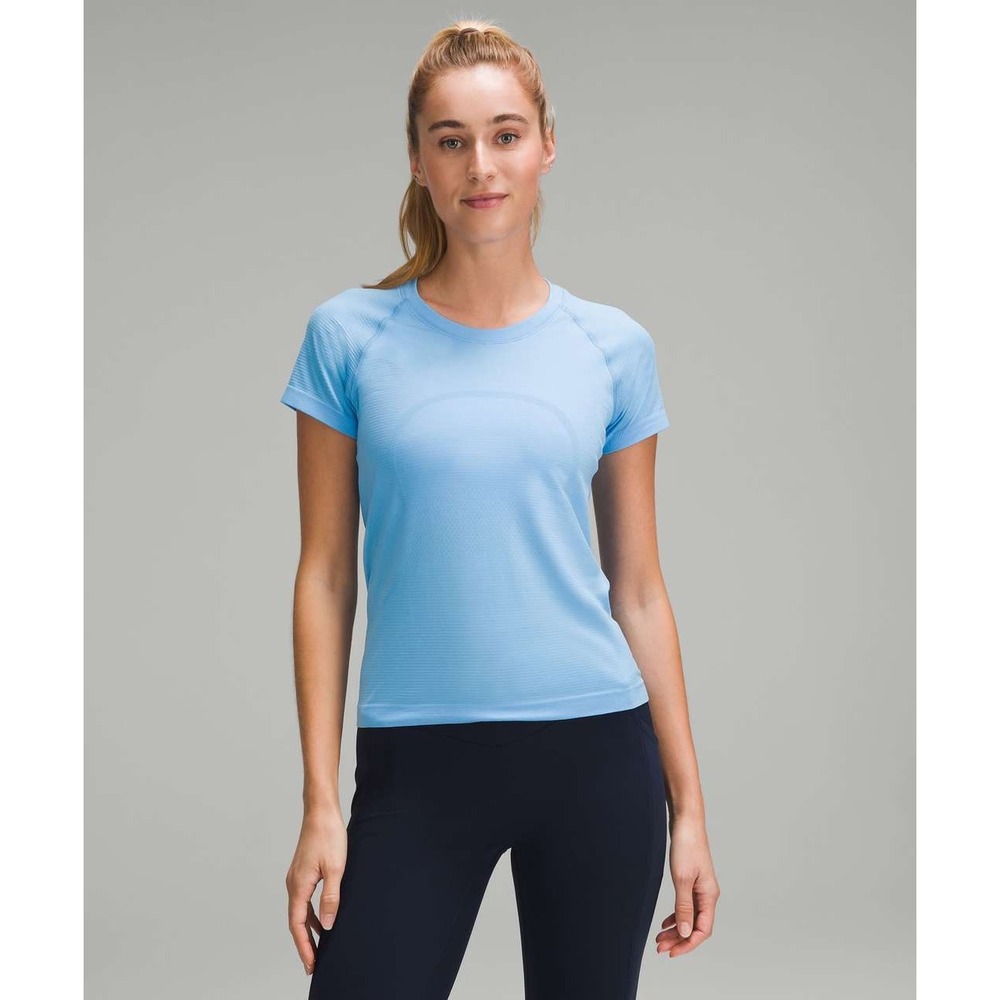 Lululemon Short Sleeve Size 4 Swiftly Tech 2.0 Aero Blue Athletic Running